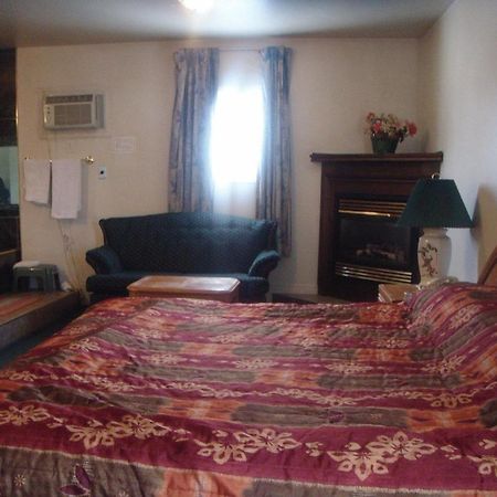 Welcome Traveller Motel Кінгстон Номер фото